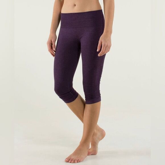 Lululemon in the flow crops II women’s size 4 - Picture 3 of 7